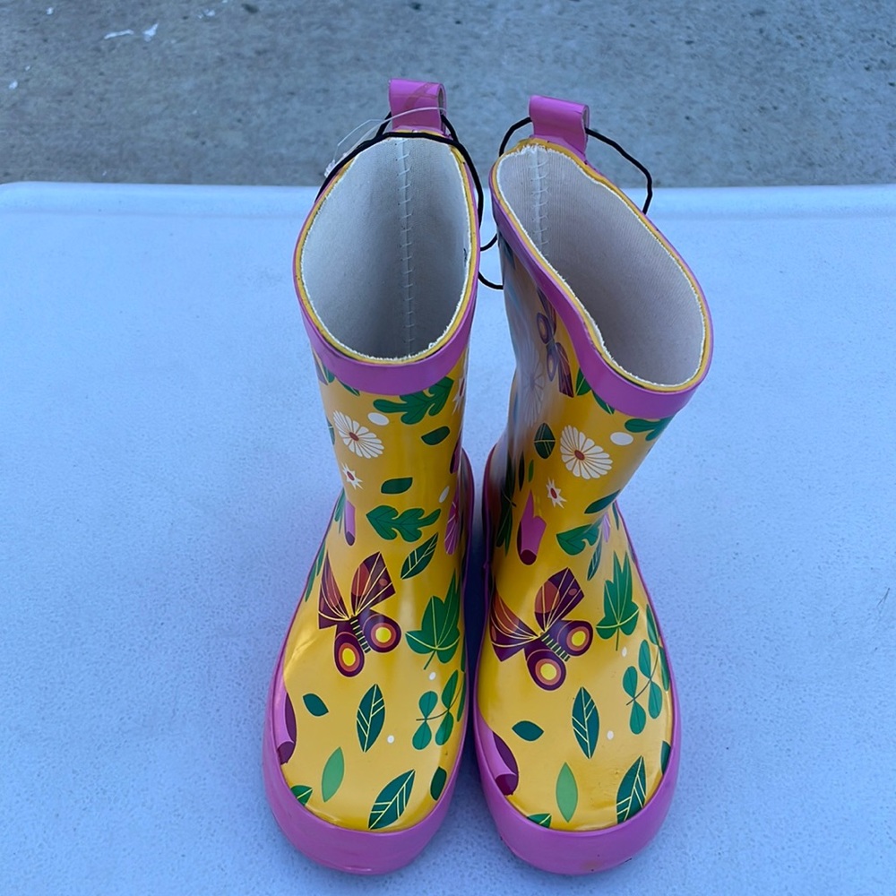 Small 5/6 rain boot little girls